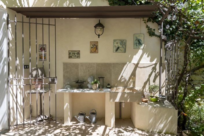 Image No.19-6 Bed House for sale