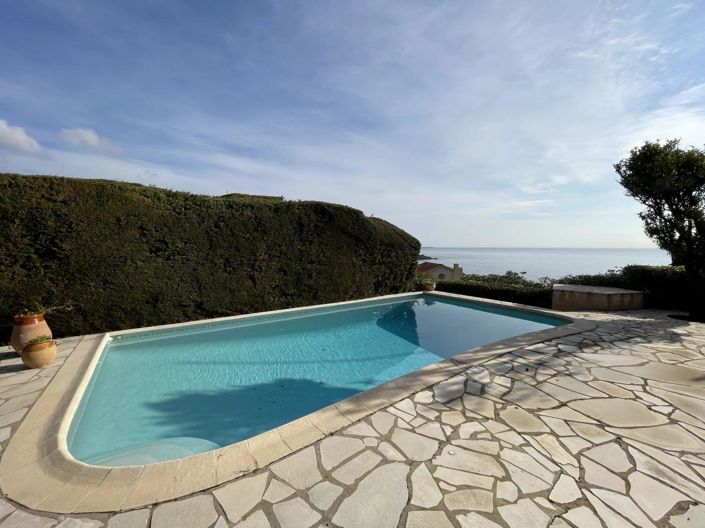 Image No.4-2 Bed House for sale