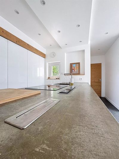 Image No.12-4 Bed House for sale