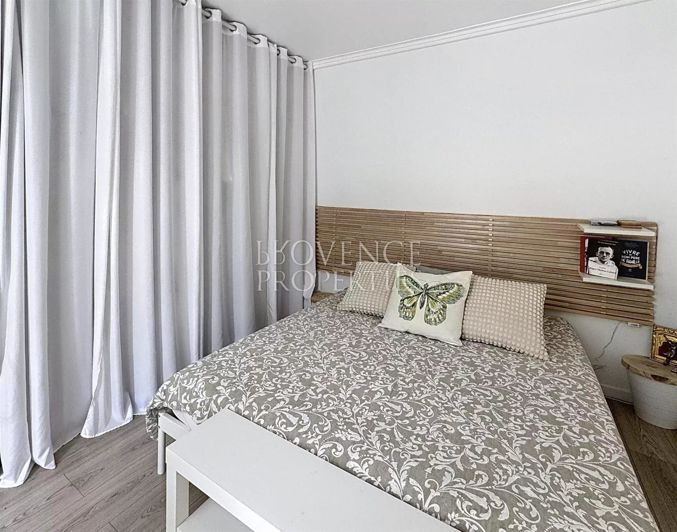 Image No.14-4 Bed House for sale