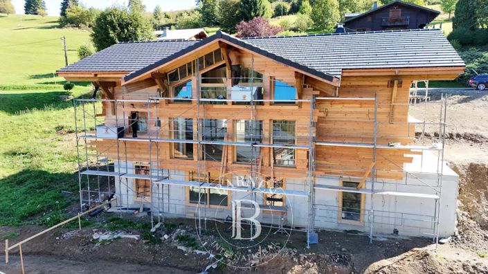 Image No.1-5 Bed House for sale