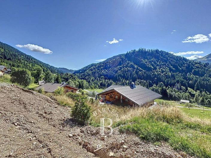 Image No.14-5 Bed House for sale