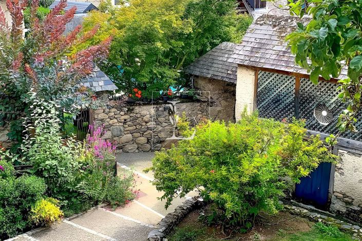 Image No.19-5 Bed Property for sale