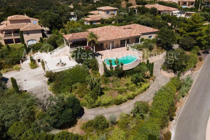 Image No.38-6 Bed House for sale