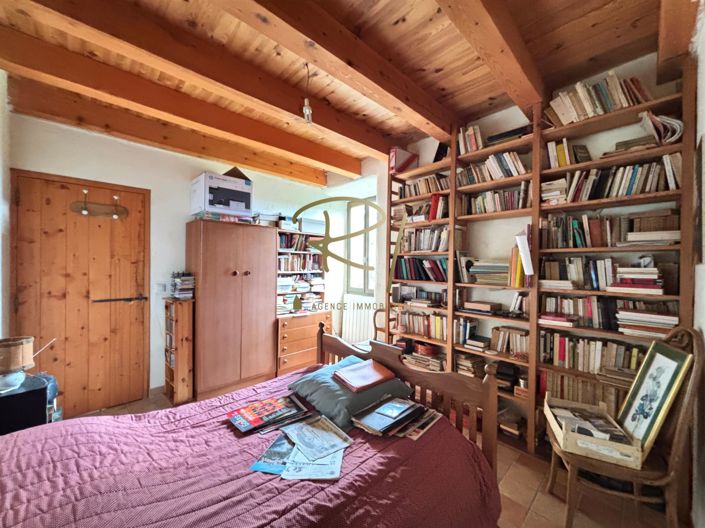 Image No.6-3 Bed House for sale