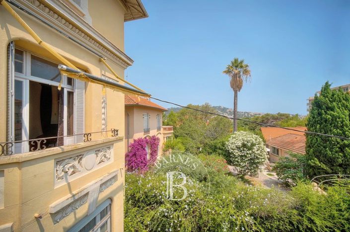 Image No.14-8 Bed House for sale