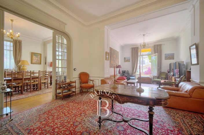 Image No.25-8 Bed House for sale