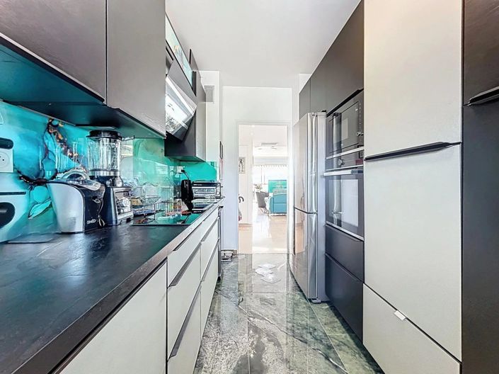 Image No.9-2 Bed Apartment for sale