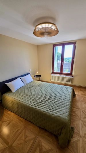 Image No.14-3 Bed House for sale