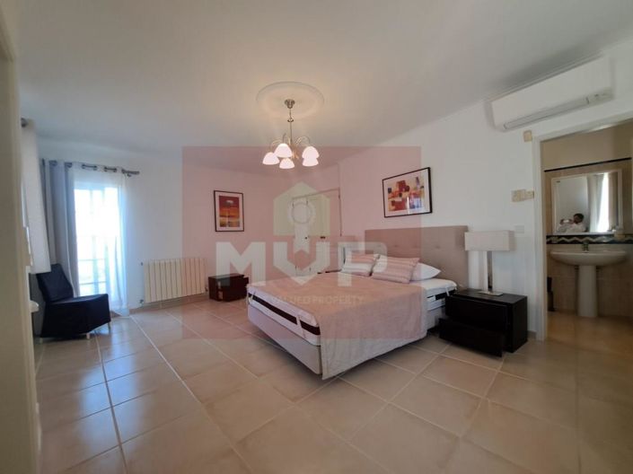 Image No.16-3 Bed House for sale