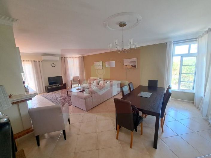 Image No.2-3 Bed House for sale