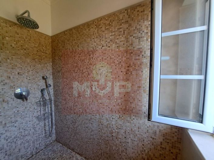 Image No.31-3 Bed House for sale