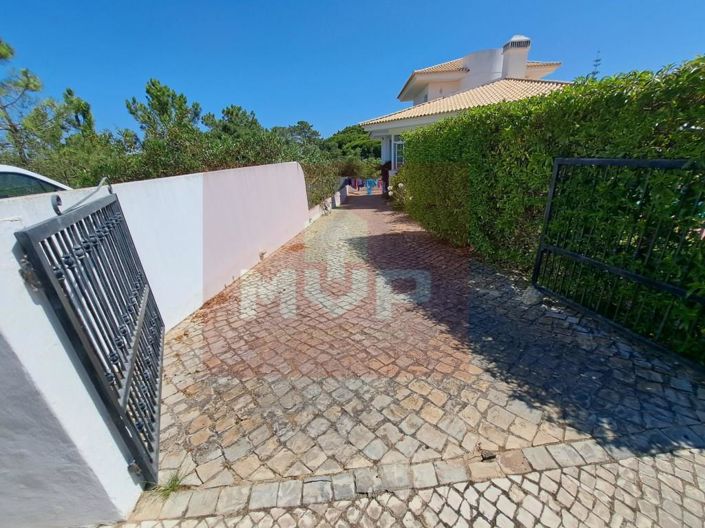 Image No.40-3 Bed House for sale