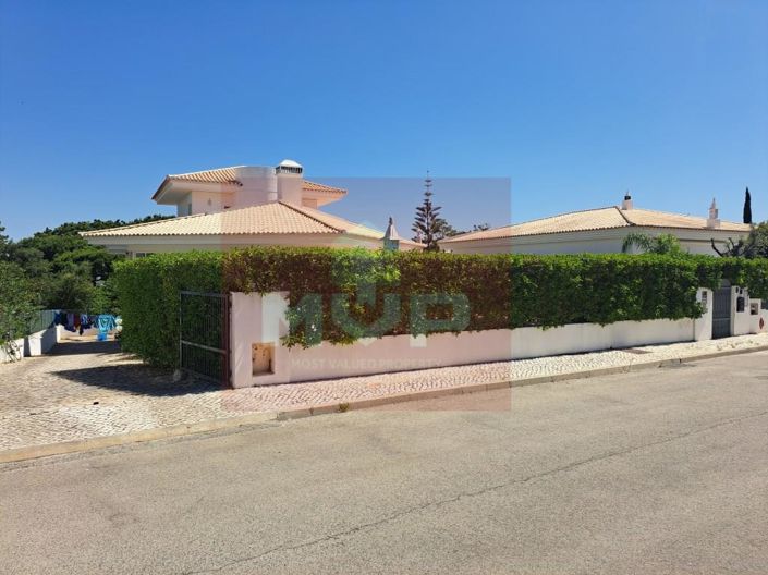 Image No.54-3 Bed House for sale