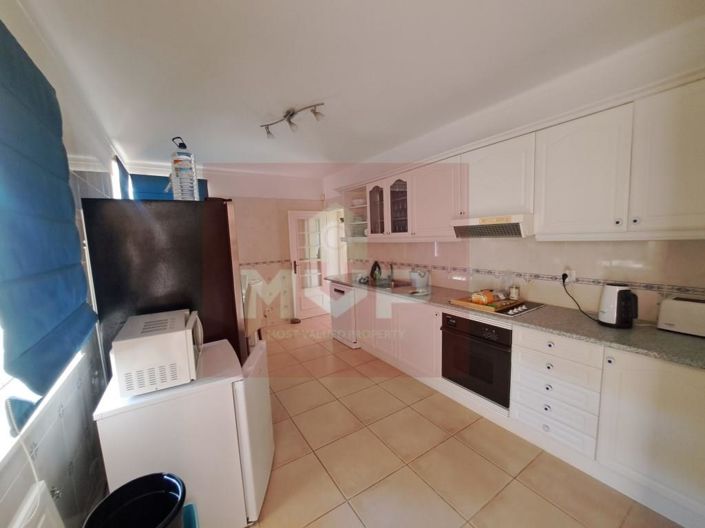 Image No.9-3 Bed House for sale