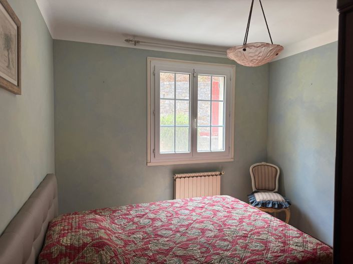 Image No.7-4 Bed House for sale