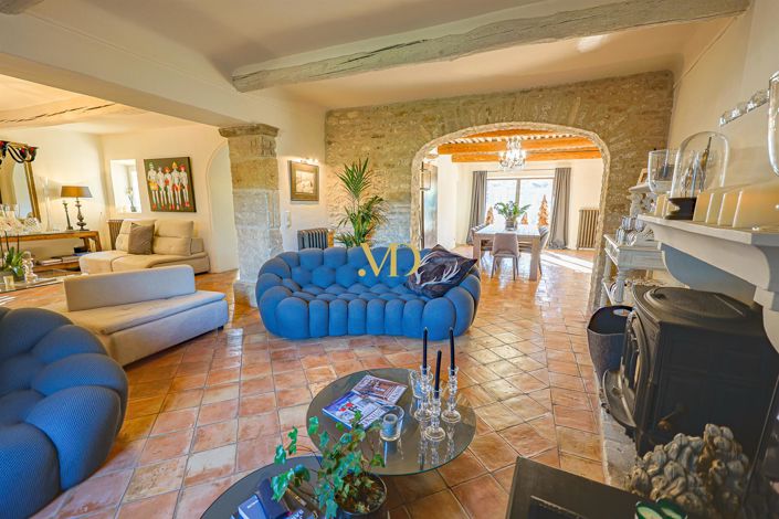 Image No.31-7 Bed House for sale