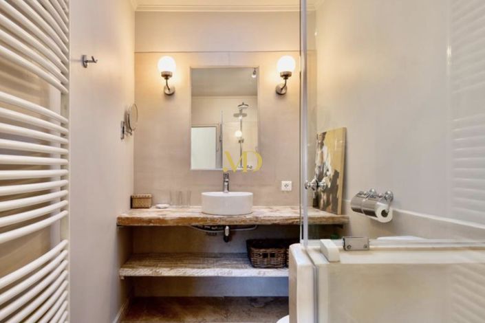 Image No.41-7 Bed House for sale