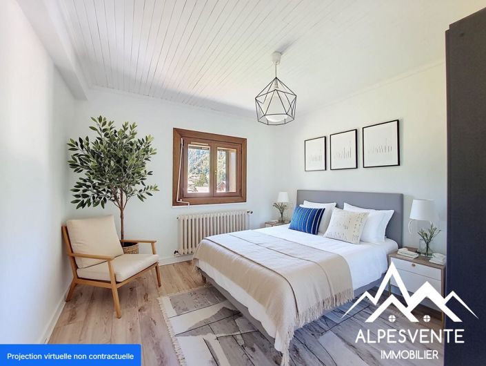 Image No.11-3 Bed Apartment for sale