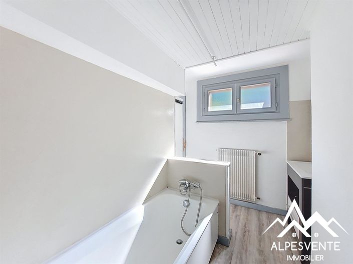 Image No.16-3 Bed Apartment for sale