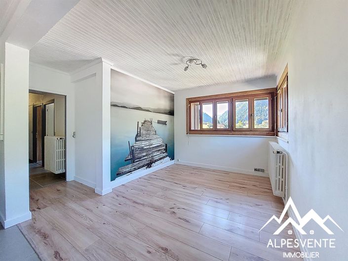 Image No.3-3 Bed Apartment for sale