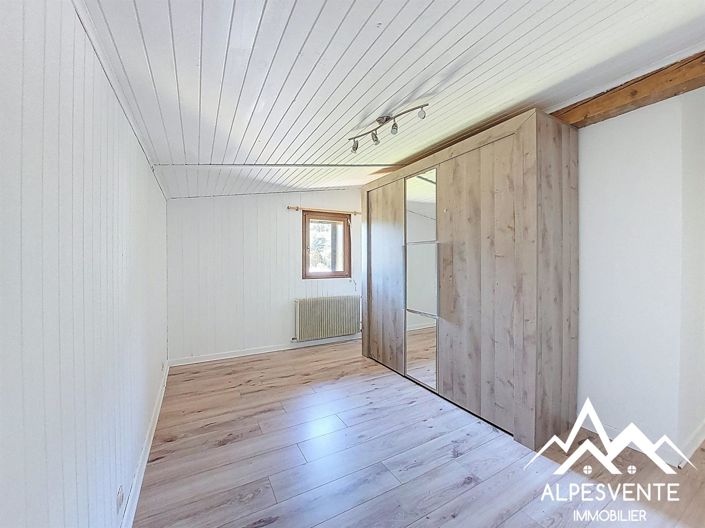 Image No.9-3 Bed Apartment for sale