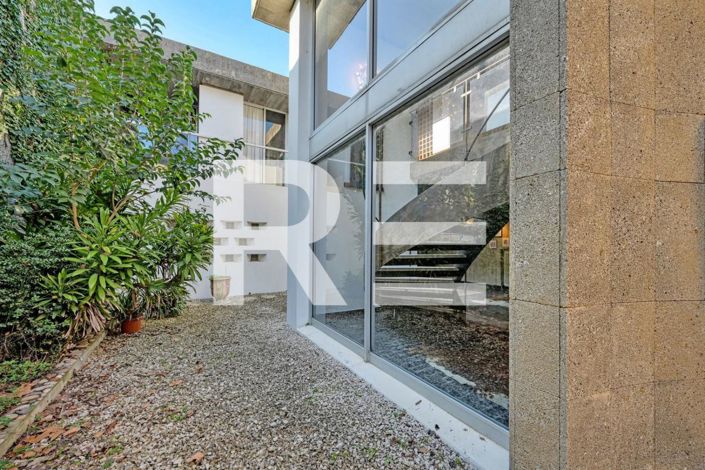 Image No.2-3 Bed House for sale