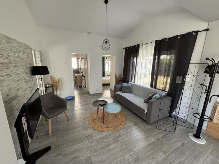 Image No.7-2 Bed House for sale