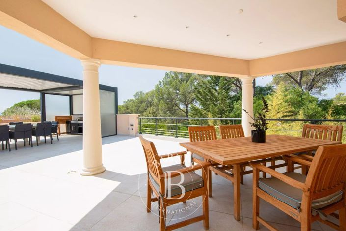 Image No.17-House for sale