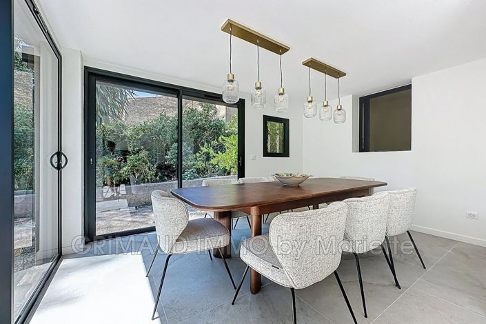 Image No.3-3 Bed House for sale