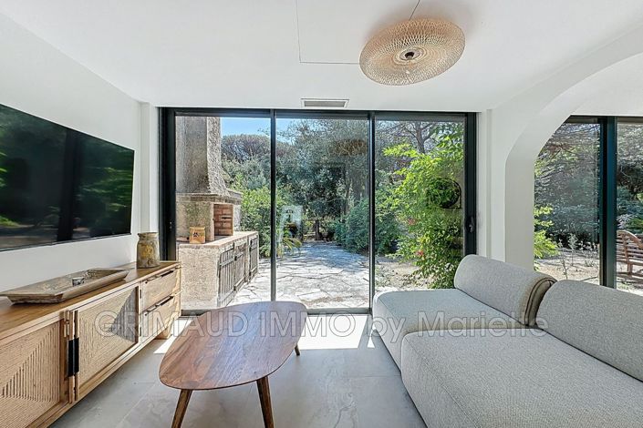 Image No.4-3 Bed House for sale