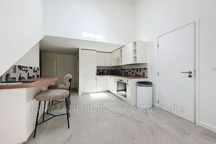 Image No.9-3 Bed House for sale