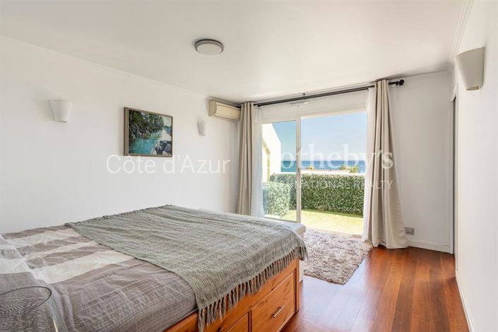 Image No.8-3 Bed Apartment for sale