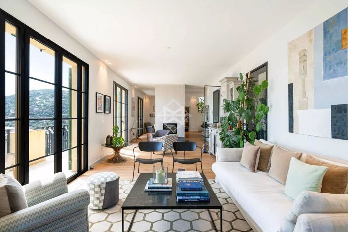 Image No.5-7 Bed House for sale