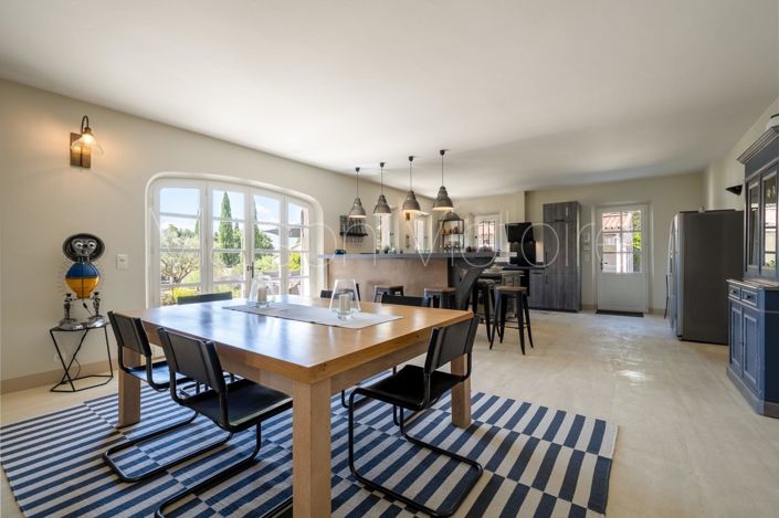 Image No.12-4 Bed House for sale