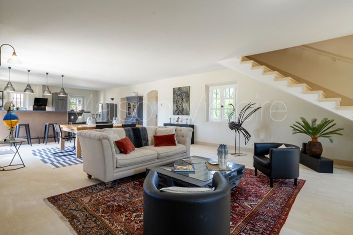 Image No.15-4 Bed House for sale