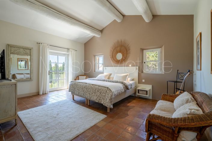 Image No.17-4 Bed House for sale