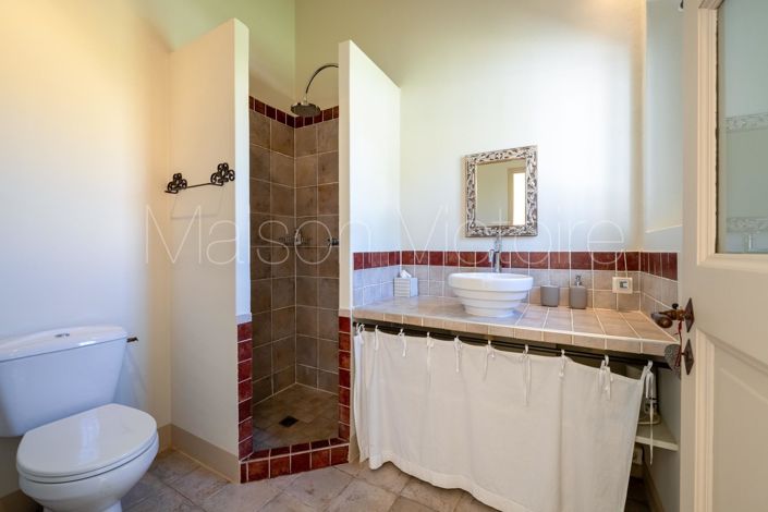 Image No.24-4 Bed House for sale