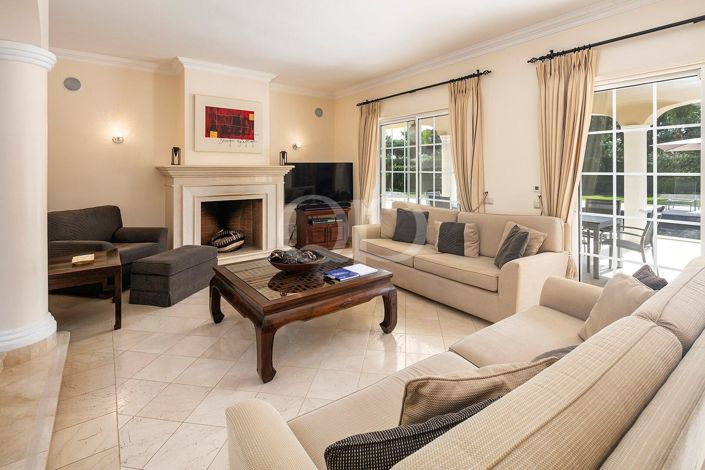 Image No.30-5 Bed House for sale