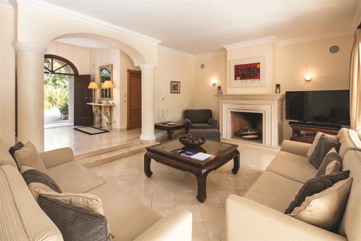 Image No.36-5 Bed House for sale