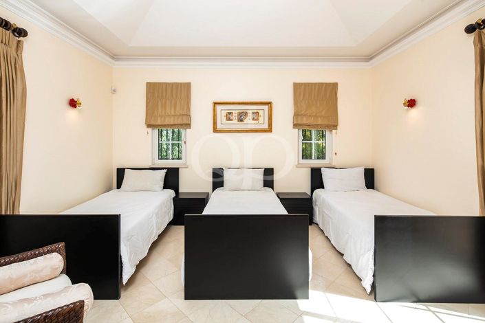 Image No.39-5 Bed House for sale