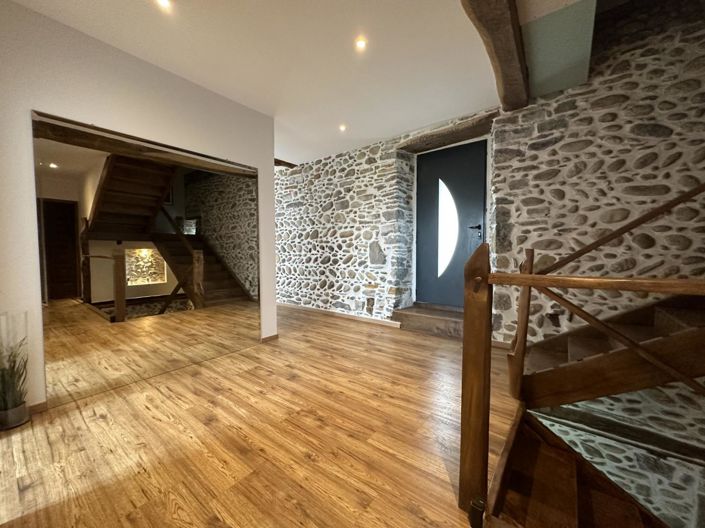 Image No.16-7 Bed House for sale