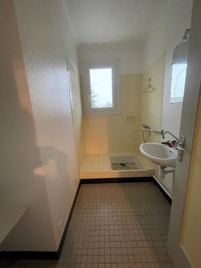 Image No.4-5 Bed House for sale