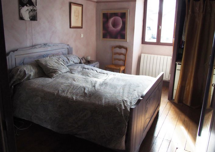 Image No.6-3 Bed House for sale