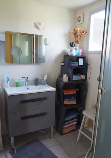 Image No.8-3 Bed House for sale