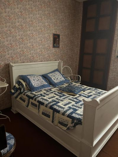 Image No.12-7 Bed House for sale