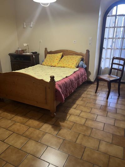 Image No.6-7 Bed House for sale