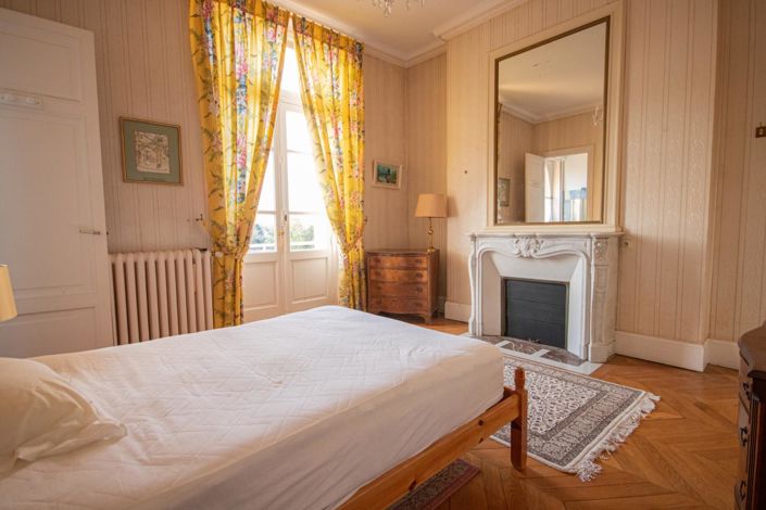 Image No.14-6 Bed Apartment for sale