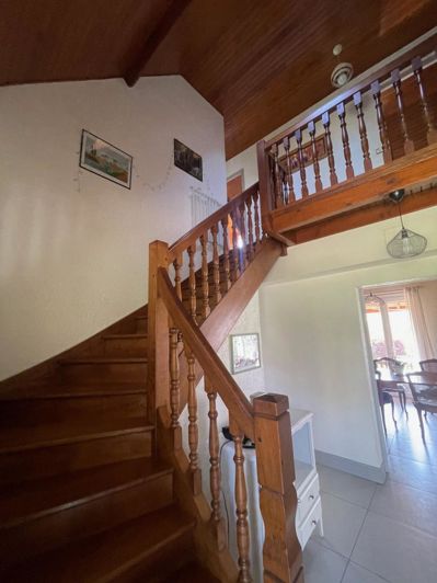 Image No.12-4 Bed House for sale