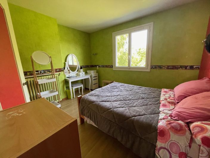 Image No.11-5 Bed House for sale